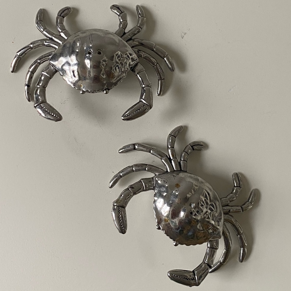 Silver Crab Salt and Pepper Nautical Beach shaker set